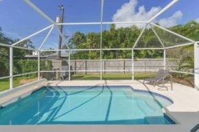 Heated Pool Home - Perfect Location - Walk to Beach, Restaurants and More!